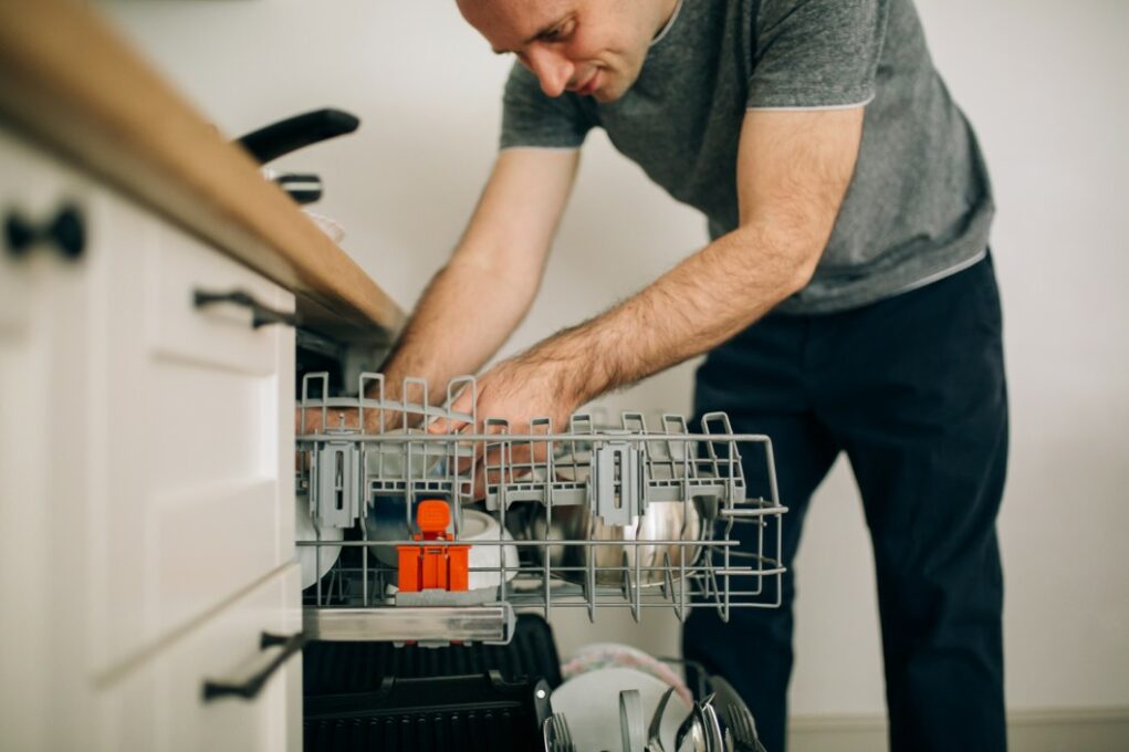 Comment détartrer son lave-vaisselle avec du vinaigre blanc