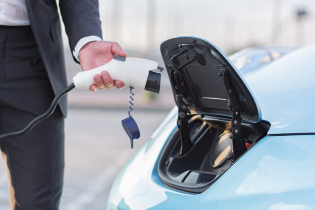 adaptateur pour voiture électrique